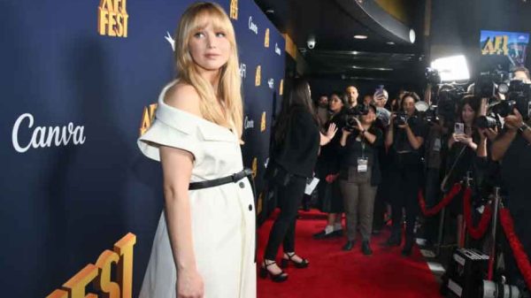 জেনিফার লরেন্স