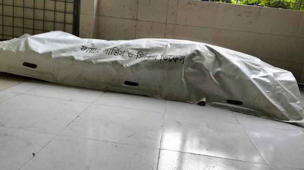 কালীগঞ্জে ট্রলির চাপায় ইজিবাইকের দুই যাত্রী নিহত
