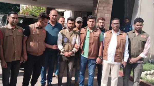 অন্তঃসত্ত্বা প্রেমিকাকে গুলি করে হত্যা করেছিল প্রেমিক