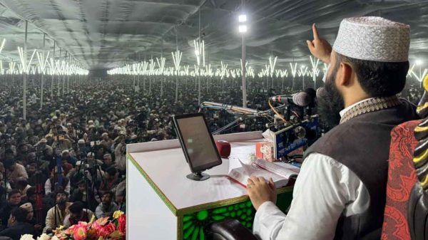 আজহারির বয়ান শুনতে লাখো মানুষের উপস্থিতি