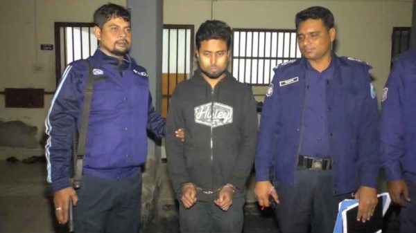 রূপগঞ্জে ৬ বছরের শিশুকে পানিতে ডুবিয়ে হত্যা বাবার আত্মসমর্পণ