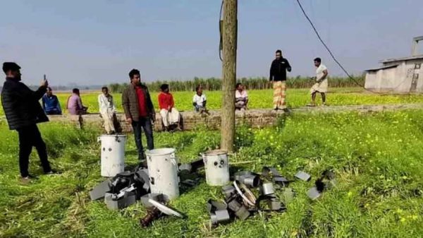 বড়াইগ্রামে গভীর রাতে নিরাপত্তা প্রহরীকে বেঁধে রেখে ট্রান্সফরমার চুরি