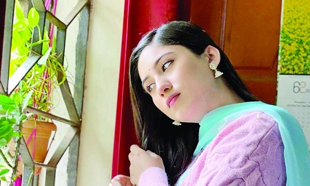 ধুলা থেকে ত্বক আর চুল বাঁচাবেন যেভাবে