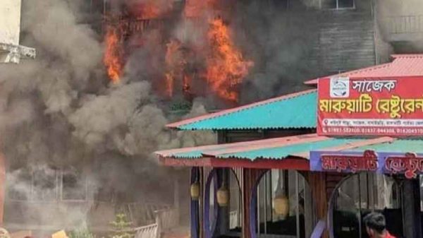 সাজেক পর্যটন কেন্দ্রে ভয়াবহ অগ্নিকাণ্ড