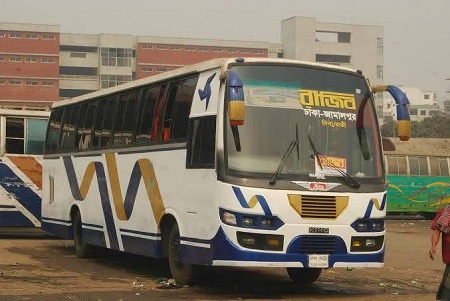 জামালপুরে দ্বিতীয় দিনেও বন্ধ বাস চলাচল, সাধারণ যাত্রীদের দূর্ভোগ