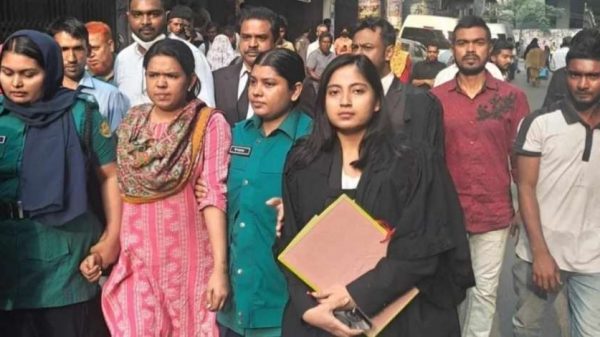 আওয়ামী লীগের মিছিল থেকে তিন জন গ্রেপ্তার, দুই দিনের রিমান্ড মঞ্জুর