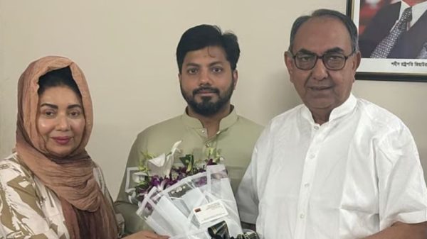 আদালতের রায়ে ঢাকা দক্ষিণ সিটির মেয়র হলেন ইশরাক হোসেন, মির্জা আব্বাসের শুভেচ্ছা