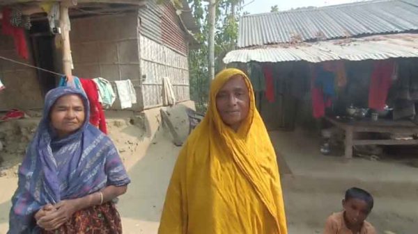 কালীগঞ্জে সরকারি চাউল বিতরণে অনিয়ম