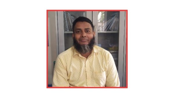 যশোর সরকারী মুরগী প্রজনন ও উন্নয়ন খামার অফিসের হিসাব রক্ষক জিয়াউর রহমানের নামে থানাতে অভিযোগ