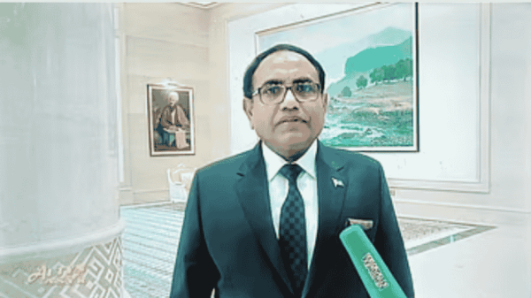 তুর্কেমেনিস্তানে নিযুক্ত পাকিস্তানের রাষ্ট্রদূত কেকে ওয়াগানকে যুক্তরাষ্ট্রে প্রবেশে বাধা দেওয়া হয়েছে