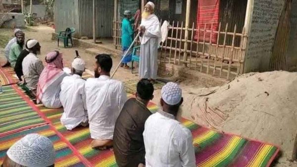১৩ গ্রামে ঈদ উদযাপন