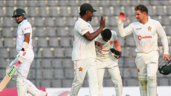 সিলেট টেস্টের প্রথম দিন দুঃস্বপ্ন বাংলাদেশের, চালকের আসনে জিম্বাবুয়ে