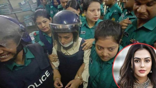 বৈষম্যবিরোধী আন্দোলনে মামলা হওয়ায় নায়িকা নুসরাত ফারিয়াকে কারাগারে পাঠানো হয়েছে।