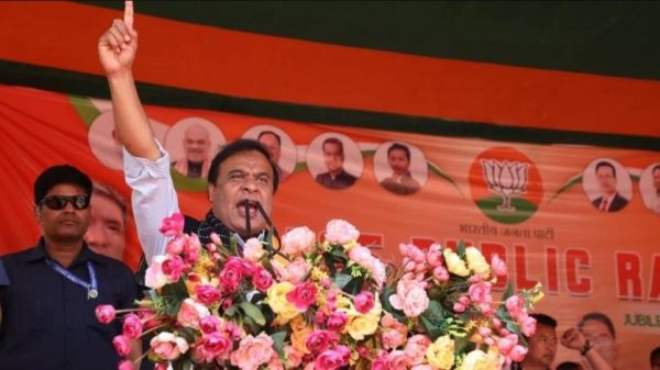 বাংলাদেশের দুটি ‘চিকেন নেক’ নিয়ে হুমকি দিলেন আসামের মুখ্যমন্ত্রী হিমন্ত