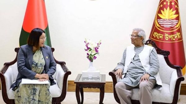 প্রধান উপদেষ্টার সঙ্গে নেপালের ফেডারেল পার্লামেন্টের প্রতিনিধি পরিষদের ডেপুটি স্পিকার ইন্দিরা রানার সৌজন্য সাক্ষাৎ