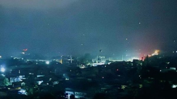 লাহোরে ভারতীয় ড্রোন ভূপাতিত, বিস্ফোরণে কেঁপে উঠল শহর