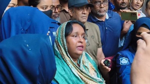 সাবেক মেয়র ও আওয়ামী লীগের নেত্রী ডা. সেলিনা হায়াৎ আইভী