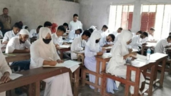 ইন্দুরকানীতে শান্তিপূর্ণ পরিবেশে এইচএসসি পরীক্ষা অনুষ্ঠিত