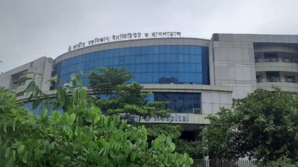 দুই সপ্তাহ পর পূর্ণাঙ্গ চিকিৎসাসেবা চালু জাতীয় চক্ষু বিজ্ঞান ইনস্টিটিউটে