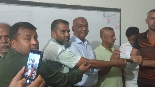 সেনহাটি ইউনিয়ন বিএনপির সদস্য নবায়ন