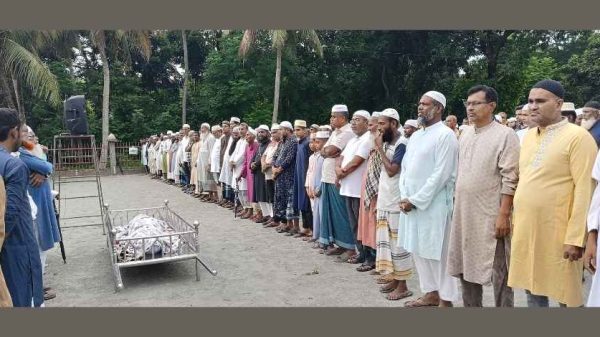 খুলনার দিঘলিয়ায় সমাজসেবী আজিজুল মোড়লের মৃত্যুতে শোকের ছায়া