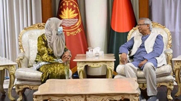 আসিয়ানের সদস্যপদে বাংলাদেশের প্রচেষ্টায় মালয়েশিয়ার সমর্থন চাইলেন ইউনূস