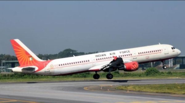 ভারতীয় বিমানবাহিনীর এয়ারবাস A321 মডেলের একটি বিশেষ বিমান