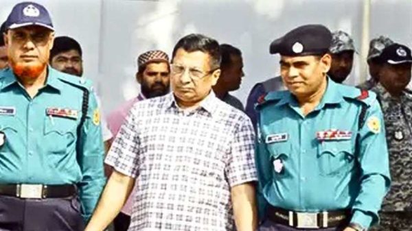 জুলাই গণঅভ্যুত্থানে মানবতাবিরোধী অপরাধে জড়িত থাকার কথা স্বীকার করলেন সাবেক আইজিপি মামুন