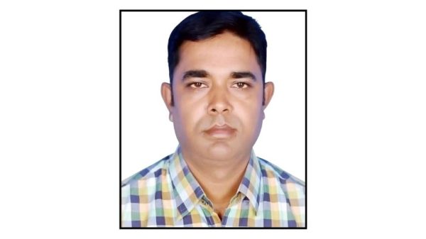 খুলনার দিঘলিয়ায় বাংলাদেশ জামায়াতে ইসলামী পাঁচ দফা দাবিতে বিক্ষোভ মিছিল ও সমাবেশ করেছে। নেতারা ফেব্রুয়ারিতে অবাধ ও সুষ্ঠু নির্বাচনের দাবি জানান।