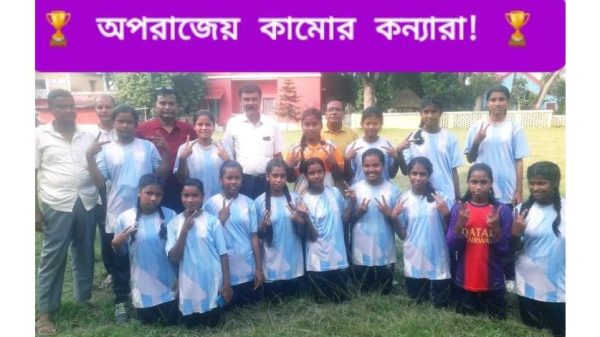 বাংলাদেশ জাতীয় স্কুল, মাদ্রাসা ও কারিগরি শিক্ষা বিভাগের ৫২তম গ্রীষ্মকালীন ক্রীড়া প্রতিযোগিতায় দিনাজপুরের কাহারোল উপজেলা হ্যান্ড বলে জেলা পর্যায়ে চ্যাম্পিয়ন হয়েছে। ইউএনও মোকলেদা খাতুন মীম শিক্ষার্থীদের অভিনন্দন জানিয়েছেন।