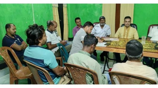 খুলনার দিঘলিয়া প্রেসক্লাবের নির্বাচন অনির্দিষ্টকালের জন্য স্থগিত করেছেন প্রধান নির্বাচন কমিশনার অধ্যক্ষ মনিরুল হক বাবুল। কারণ না জানানোয় সাংবাদিকদের মধ্যে ক্ষোভ ও হতাশা দেখা দিয়েছে।