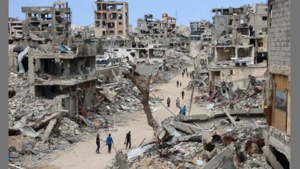 গাজার জন্য আন্তর্জাতিক স্থিতিশীলতা বাহিনীতে যোগ দেবে না সংযুক্ত আরব আমিরাত। দেশটির প্রেসিডেন্টের উপদেষ্টা আনোয়ার গারগাশ জানিয়েছেন, বাহিনীর কোনো স্পষ্ট কাঠামো নেই বলে আমিরাত এতে অংশ নেবে না।