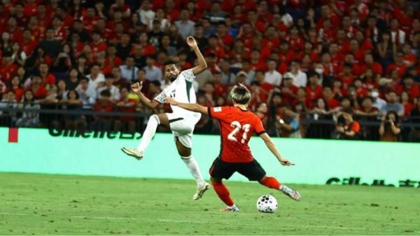 নেপালের বিপক্ষে প্রীতি ম্যাচের প্রথমার্ধে ১-০ গোলে পিছিয়ে পড়েছে বাংলাদেশ দল। বঙ্গবন্ধু জাতীয় স্টেডিয়ামে অনুষ্ঠিত ম্যাচে গোল করেন নেপালের রোহিত চাঁদ।