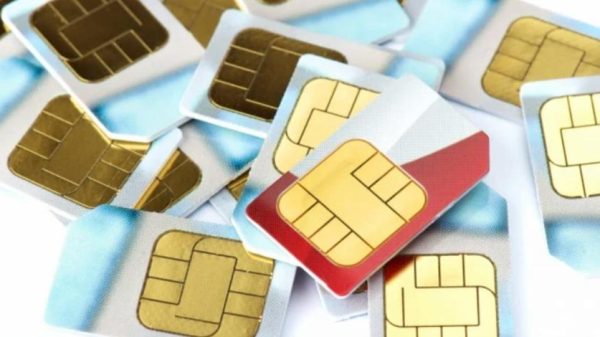 মোবাইল সিম ব্যবহারে কঠোর হলো সরকার। অনিয়ম ও অপব্যবহার রোধে ১ জানুয়ারি থেকে এক এনআইডিতে সর্বোচ্চ ৫টি সিম চালুর সিদ্ধান্ত নিয়েছে বিটিআরসি।