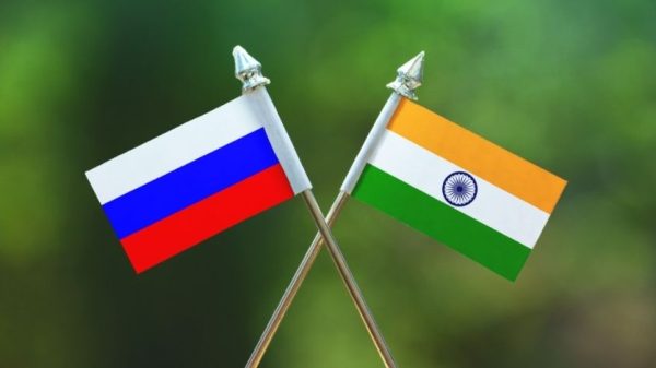 নয়াদিল্লিতে নরেন্দ্র মোদির সঙ্গে বৈঠকের পর রাশিয়ার প্রেসিডেন্ট পুতিন ঘোষণা দেন যে যুক্তরাষ্ট্রের চাপ উপেক্ষা করে রাশিয়া ভারতে জ্বালানি তেলের সরবরাহ অব্যাহত রাখবে। বৈঠক, আলোচনা