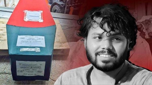 ইনকিলাব মঞ্চের আহ্বায়ক শরিফ ওসমান হাদির মরদেহ বহনকারী ফ্লাইট বিজি-৫৮৫ ঢাকায় পৌঁছেছে। বিমানবন্দরে জোরদার নিরাপত্তা।