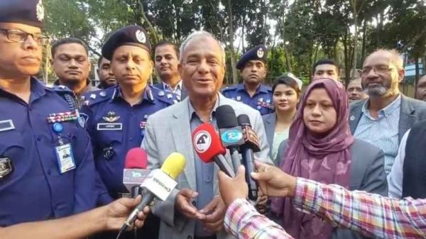 জনগণ নির্বাচনমুখী হলে কোনো শক্তিই নির্বাচন বাধাগ্রস্ত করতে পারবে না বলে মন্তব্য করেছেন স্বরাষ্ট্র ও কৃষি উপদেষ্টা জাহাঙ্গীর আলম চৌধুরী।