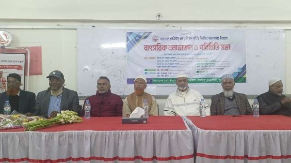 খুলনার দিঘলিয়ায় বাংলাদেশ কেমিস্টস্ এন্ড ড্রাগিস্টস্ সমিতির উদ্যোগে বাৎসরিক বনভোজন, পরিচিতি সভা ও পুরস্কার বিতরণ অনুষ্ঠান অনুষ্ঠিত হয়েছে।