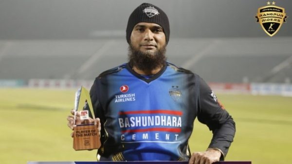 বিপিএলে রংপুর রাইডার্সের হয়ে দুর্দান্ত ছন্দে মাহমুদউল্লাহ রিয়াদ। তার পেশাদারিত্ব ও মানসিক দৃঢ়তায় মুগ্ধ প্রধান কোচ মিকি আর্থার।