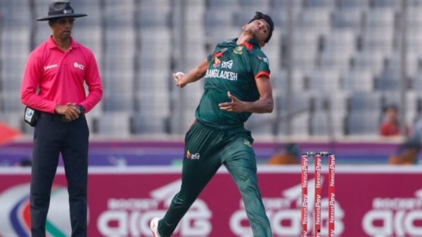 মিরপুরে নাহিদ রানার ৫ উইকেট ও তানজিদ হাসান তামিমের ঝড়ো ফিফটিতে পাকিস্তানকে ৮ উইকেটে হারিয়েছে বাংলাদেশ। মাত্র ১১৪ রানে গুটিয়ে যায় পাকিস্তান।