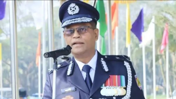 খিলক্ষেত পুলিশ ফাঁড়ি উদ্বোধনী অনুষ্ঠানে বক্তব্য দিচ্ছেন আইজিপি আলী হোসেন ফকির
