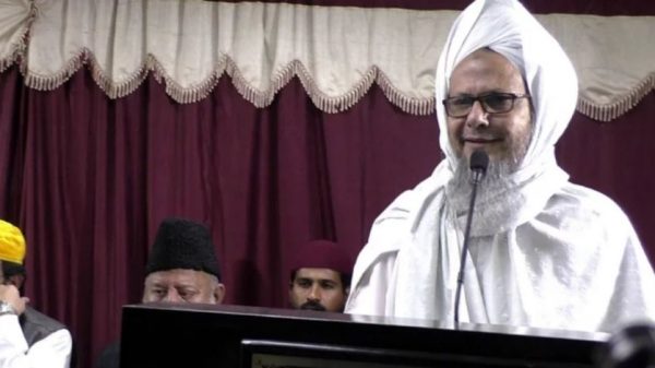 গরু কোরবানি ইস্যুতে বক্তব্য দিচ্ছেন ইসলামিক স্কলার মাওলানা মোহাম্মদ জাফর পাশা